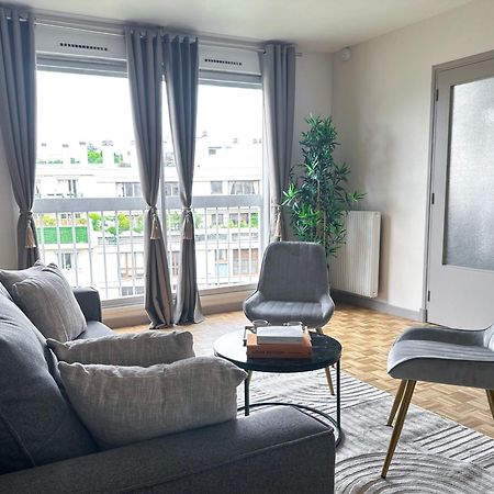 Brand-New Studio With Eiffel Tower View Paris Dış mekan fotoğraf