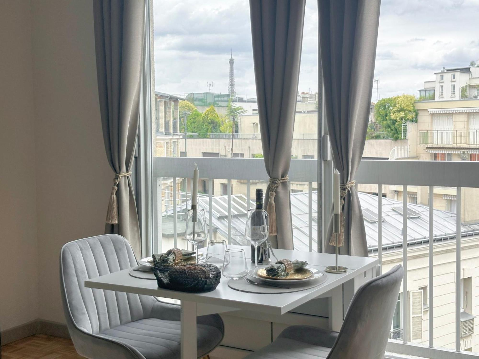Brand-New Studio With Eiffel Tower View Paris Dış mekan fotoğraf