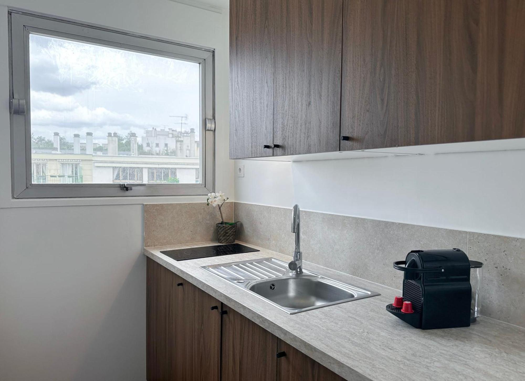 Brand-New Studio With Eiffel Tower View Paris Dış mekan fotoğraf